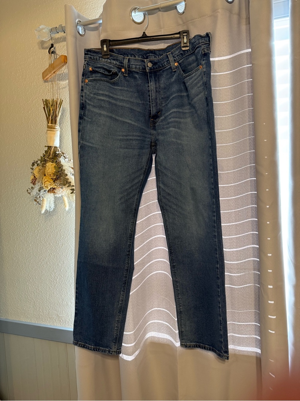 Levi's Men's 541 Relaxed Straight Jeans